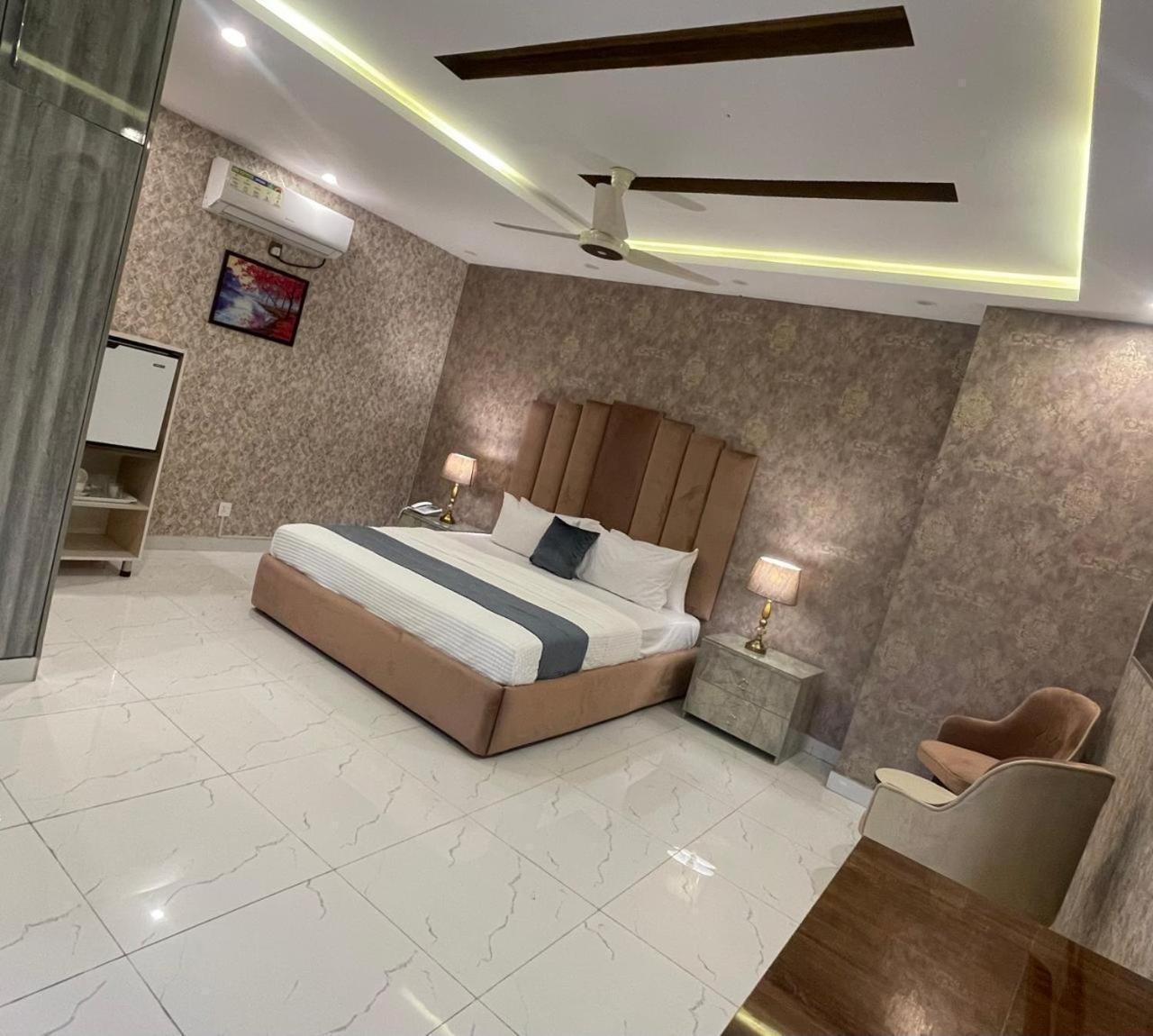 Hotel Croydon International Rawalpindi Luaran gambar